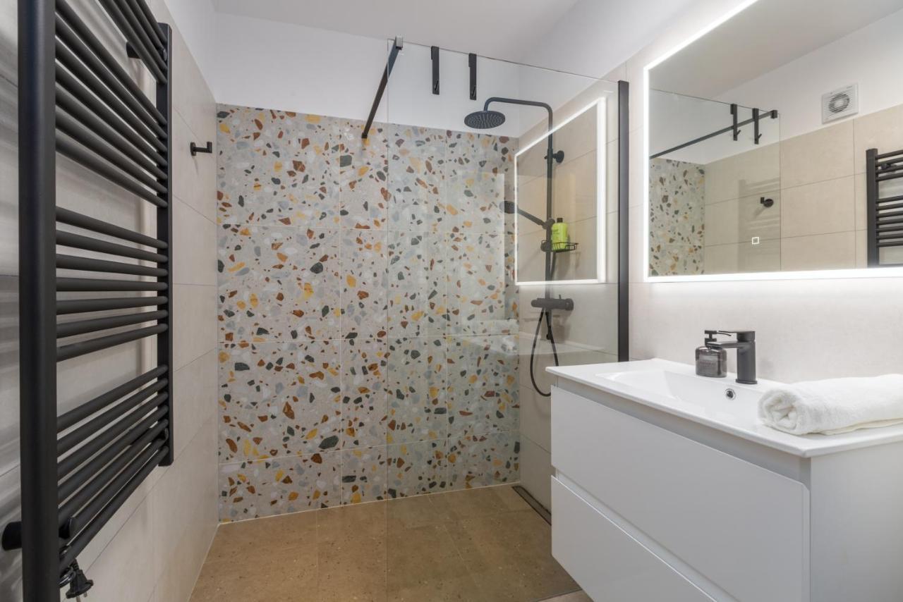 Saint Vitus Apartment Rovigno Esterno foto