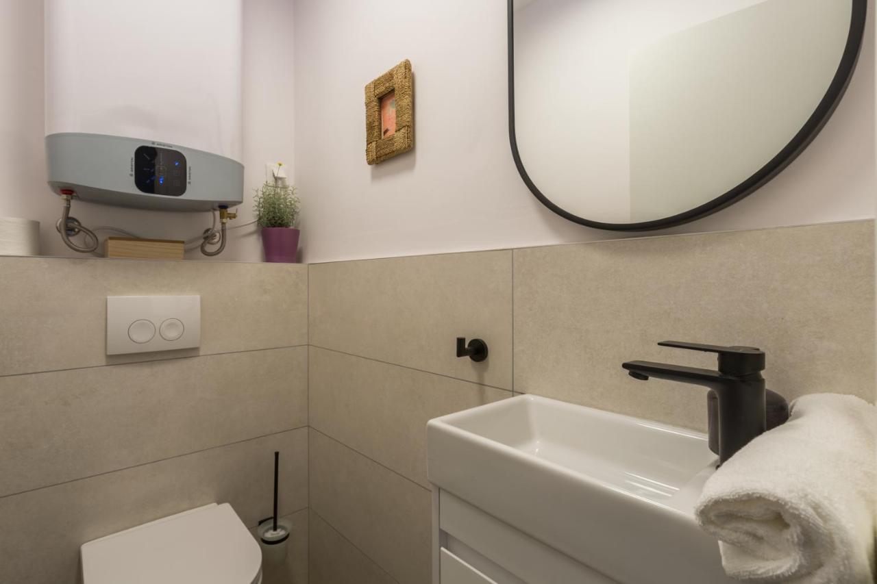Saint Vitus Apartment Rovigno Esterno foto